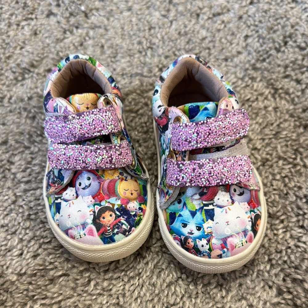 Little penguin shoes gabby sneakers